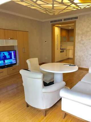 Апартаменты PORT BAKU APARTMENT Баку Апартаменты-54